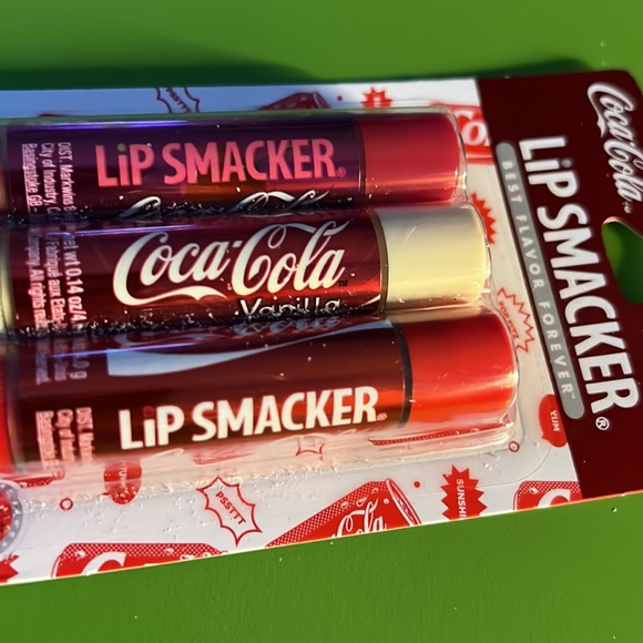 COCA-COLA lip smacker balm set 3 flavors CHERRY. CLASSIC. VANILLA tubes NEW - Picture 1 of 5